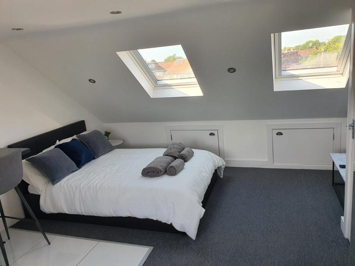 New Self Contained Flat,In Hayes, Free Parking Hotel Northolt  Exterior photo